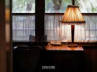 The Presidential Palace - อาคารสีเหลืองอันงดงาม