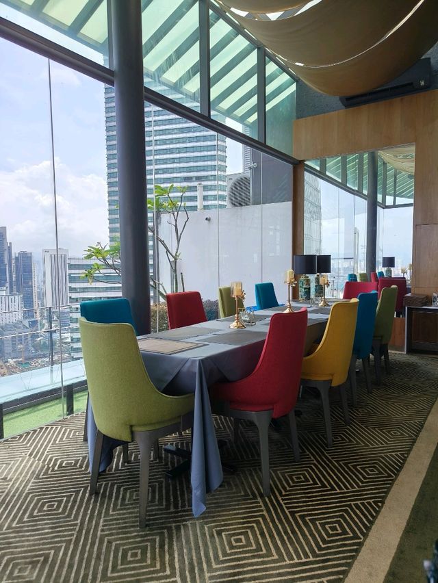 Sky-High Dining with Iconic KLCC Views