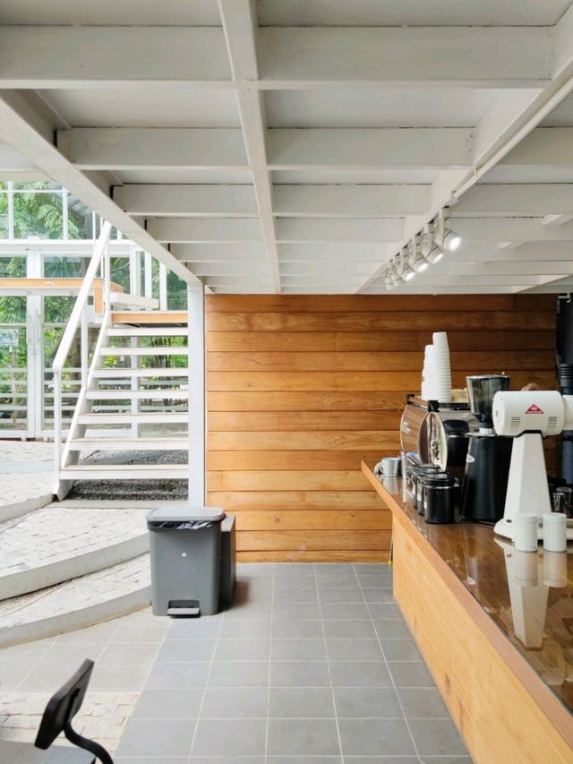 Botanist activity space and more คาเฟ่กระบองเพชร