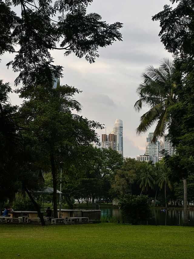 Lumphini park - my peaceful escape in the heart of Bangkok