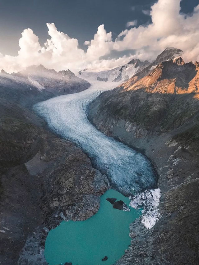 3 Reasons Why Switzerland Should Be Your Next Destination 