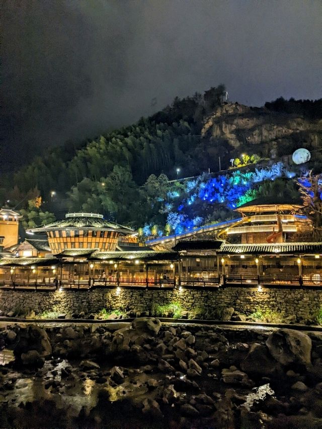 望仙谷：越夜越美麗，江西上饒的世外絕境。