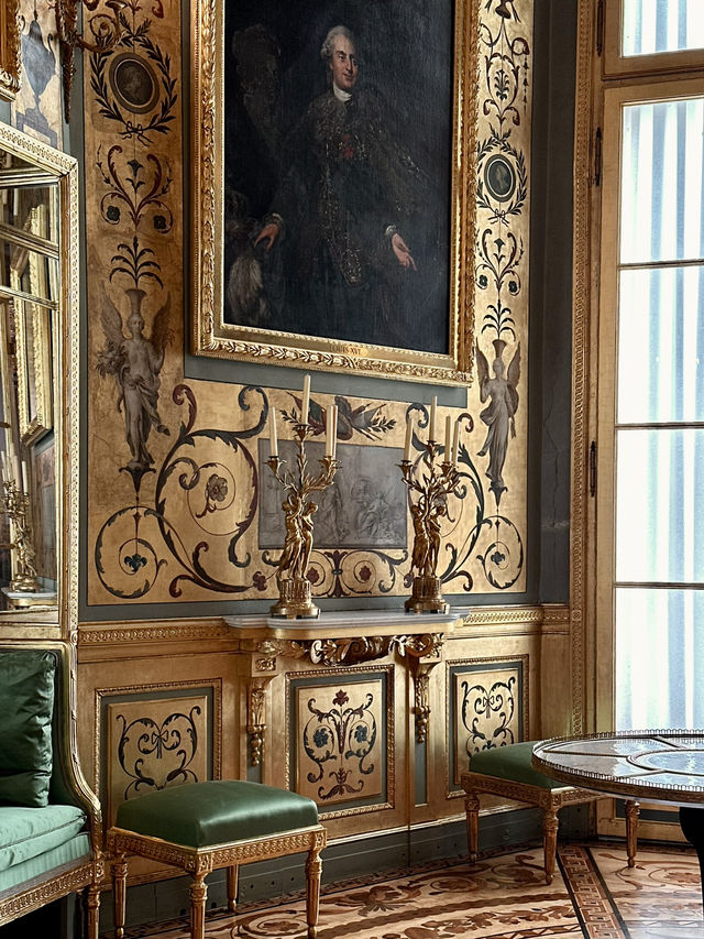 Ever wondered how royals used to live? The answers could be found here…for free!