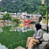 MESMERISED BY THE STUNNING EMERALD WEST GREEN LAKE