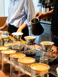 부산의 새로운 모모스커피 도모헌점🏡☕️