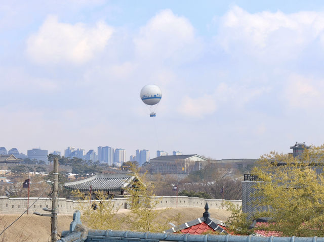 Starfield Suwon Library