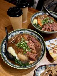 觀塘工廈內的台式餐廳🐮🍜 必吃台式牛肉麵‼️