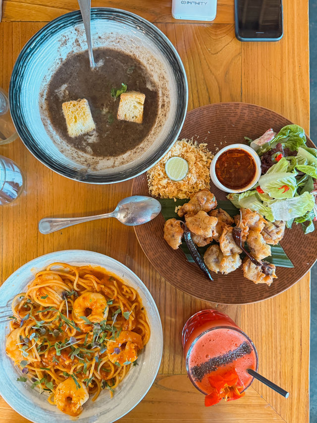 峇厘島烏布稻田風人氣Cafe🌾🌿 