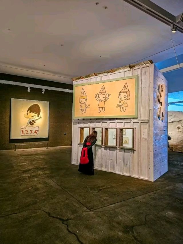 青森県立美術館