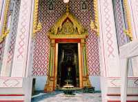 泰國曼谷市中心湄南河畔著名古跡皇家寺廟：Wat ChakkrawatRachawat Woramahawihan，適合打卡拍照📸冥想 