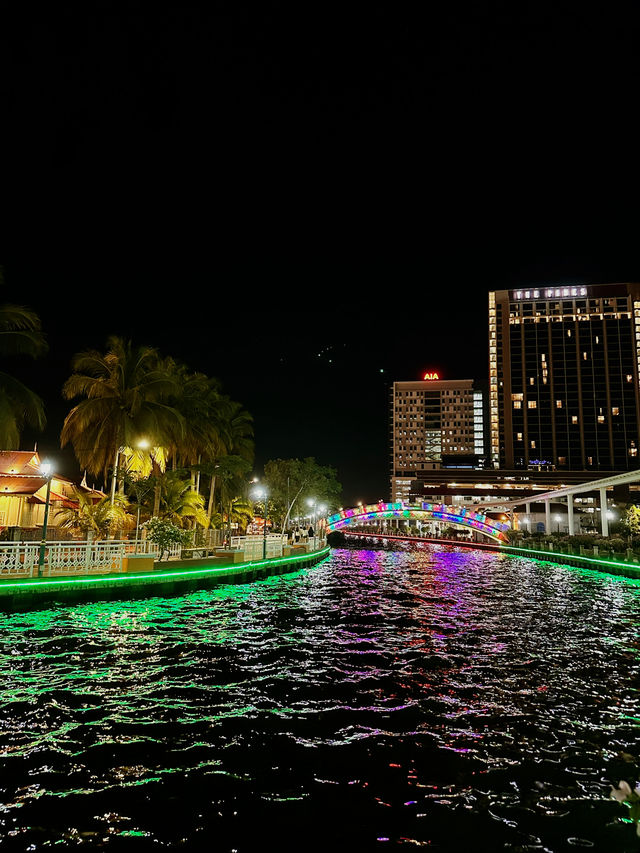 Evening Glow by the Malacca River 🌙