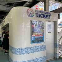 Tempozan Ferris Wheel (天保山大観覧車) – Best Views of Osaka Bay