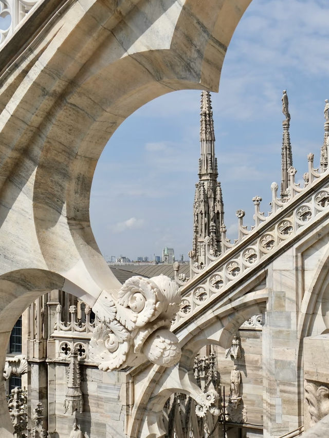 A Majestic Visit to Duomo di Milano 