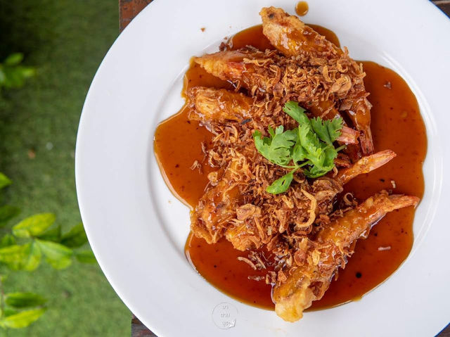 ร้านอาหารตามสั่งข้างทาง แต่รสชาติระดับภัตตาคาร