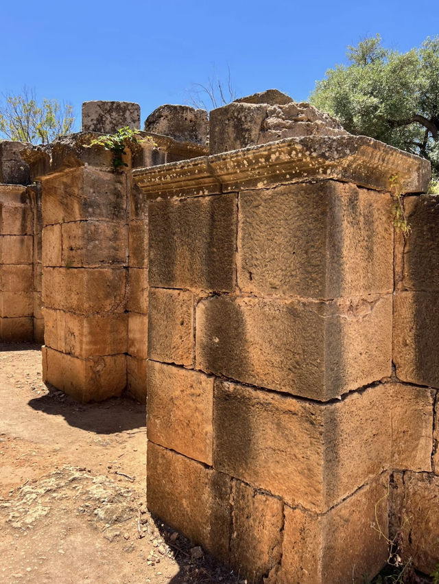 Tipasa: Algeria’s Forgotten Roman Seaside City 
