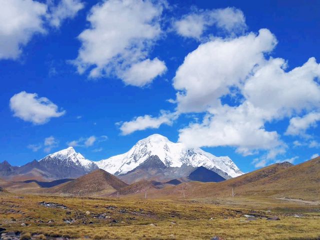 中國西藏日喀則著名景點卓木拉日雪山旅行攻略，適合打卡拍照📸