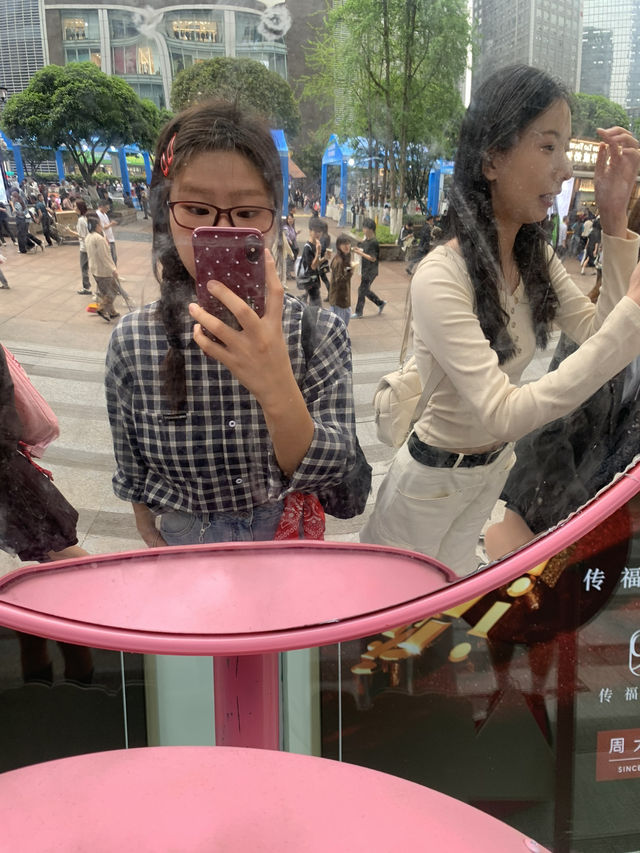 볼록거울 9개?! 사진 찍다가 웃음 빵 터졌어요