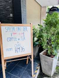 “Green Bites, Blue Vibes – The Good Blue Men”