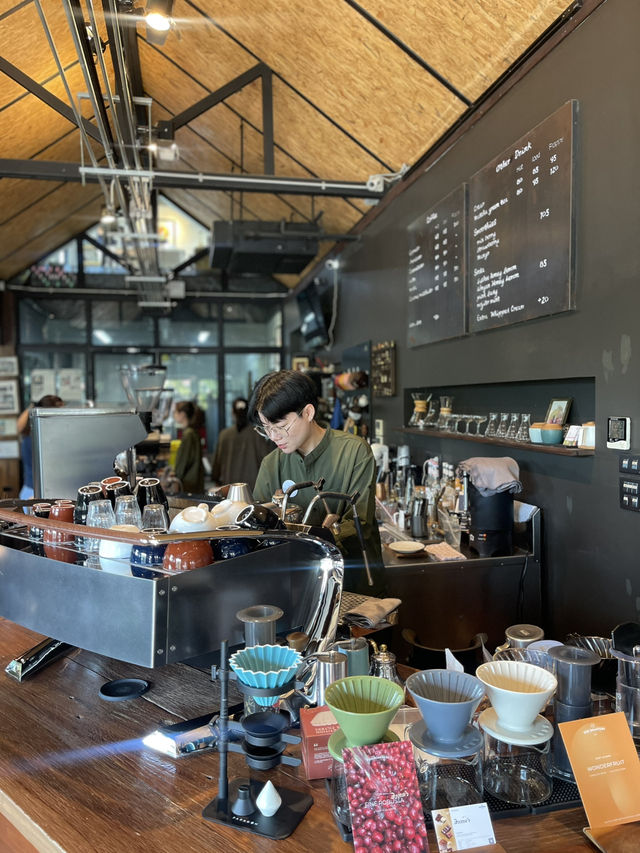 The roastery by Roj จุดหมายปลายทางของรักกาแฟ
