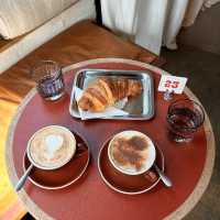 🇦🇺 本格的なイタリアンコーヒーとデリスタイルの料理が美味しいカフェ