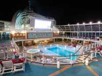 👑 Crown Princess Cruise: Royal Treatment with a Side of Sunshine! 🌞🚢 