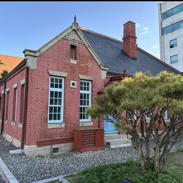 旧群山税関本館