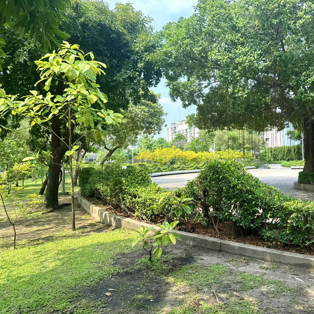 Spring Day at Santhiphap Park – Bangkok’s Peaceful Oasis