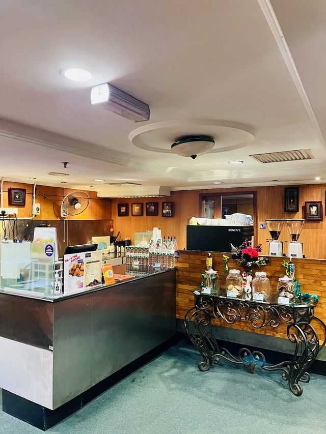 Seattle Coffee & Tea at Merdeka Palace: A Cozy Retreat in Kuching