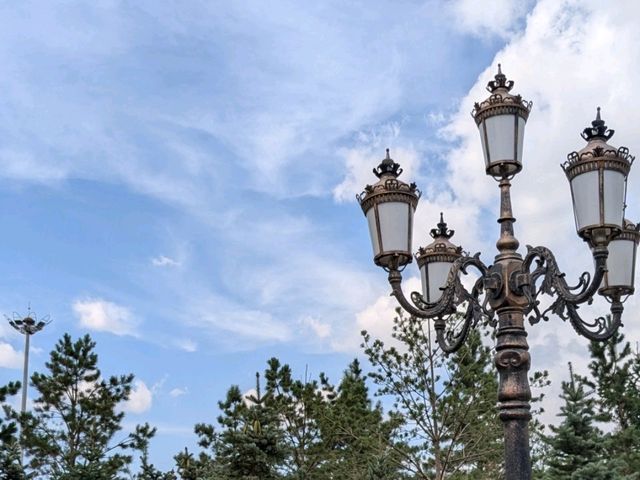 【モンゴル🇲🇳】ウランバートルの中心スフバートル広場