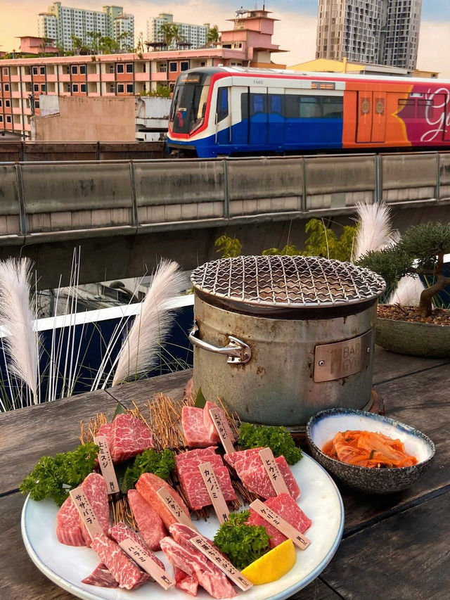 Bargyuu Rooftop Bar