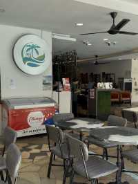 A Hidden Poolside Diner in Singapore You Didn’t Know Was Open to the Public