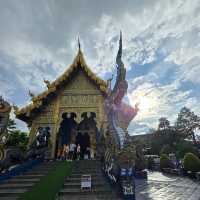  วัดร่องเสือเต้น Blue Temple