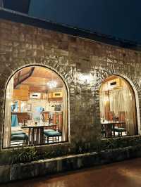 Castle Cravings & Candlelit Nights – Dine in Style at Bistro Cascata!