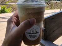 คาเฟ่ในเขา ตูบฮ่อมดอย บรรยากาศฟินมาก แม่เมาะ