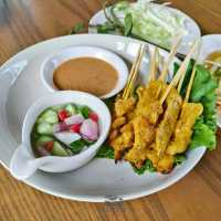 🧃เนื้อหอม Cafe & Bistro
