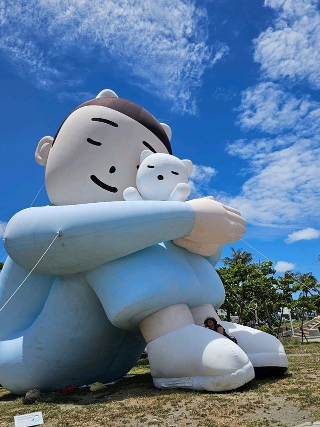 屏東最萌裝置藝術，落山風裡貓的擁抱