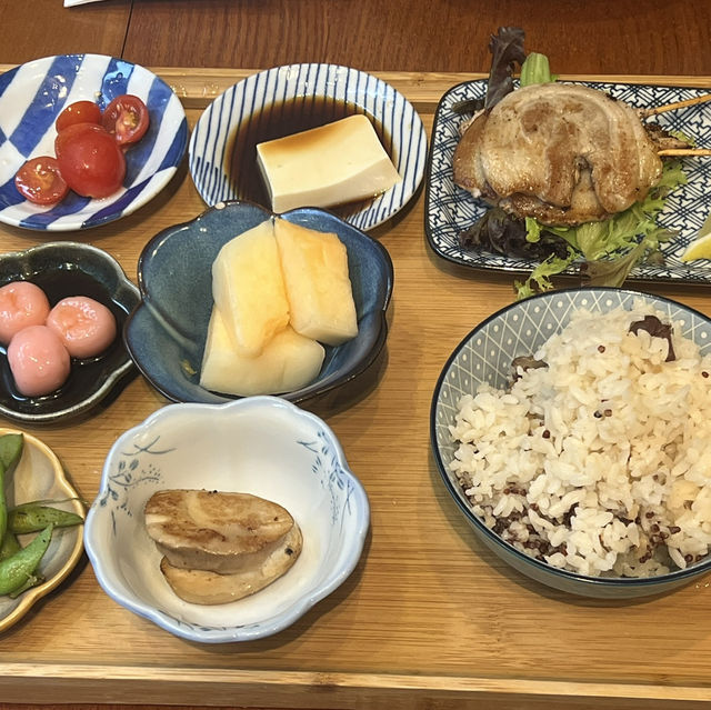 荔枝角隱世Cafe「回春」｜一場味蕾與心靈的復甦之旅 ☕🌿