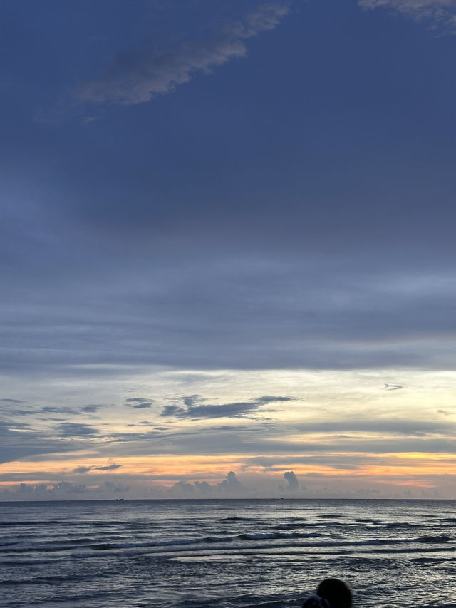 Vanilla Sky KohChang🏝️✨ บาร์ริมหาด
