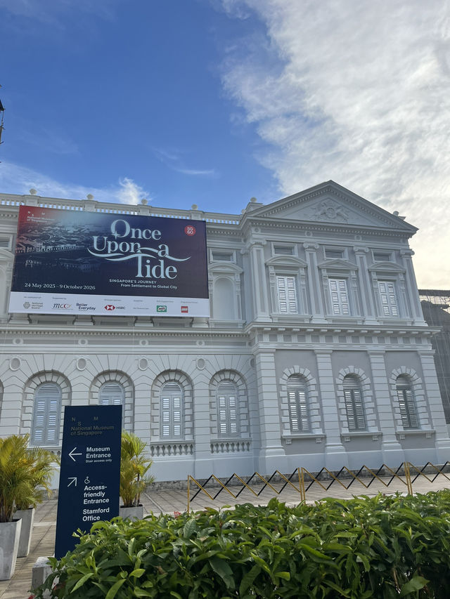 Learn More about history of Singapore at National Museum!