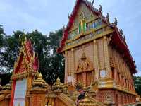 วัดชนะชัยศรี (วัดเกาะ) อุโบสถแบบไทย-ลาว ดั้งเดิม