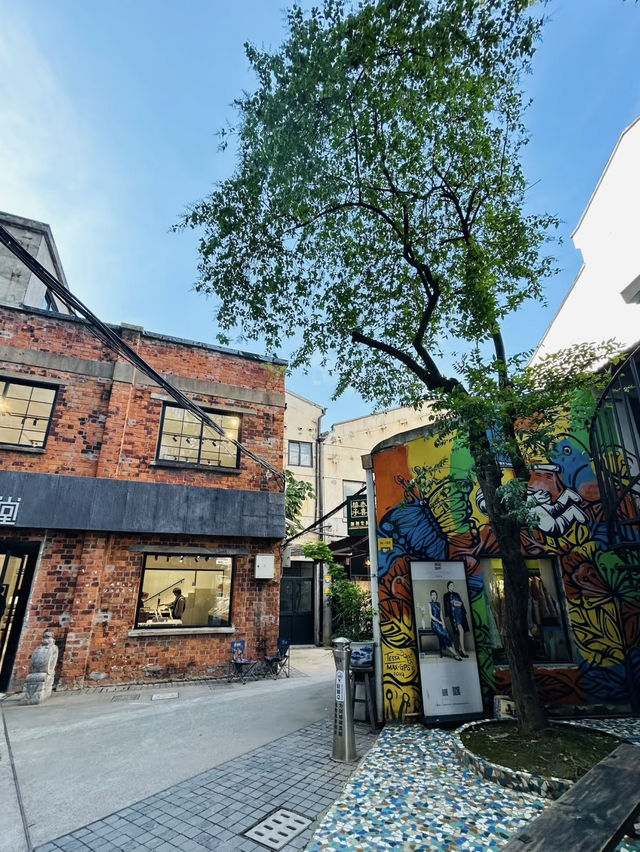 M50 Creative Park – Shanghai’s Bohemian Art Playground