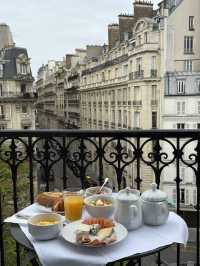 Bougie on a Budget: Paris Twilight 