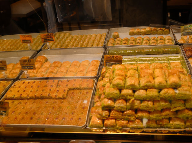 土耳其🇹🇷老字號🍦甜品店\\MADO//國內超過300間分店！當地人同旅客都推薦😋