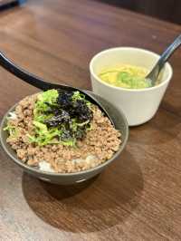【大阪・西大橋】雌牛赤身が自慢の隠れ家焼肉「焼肉はるき」