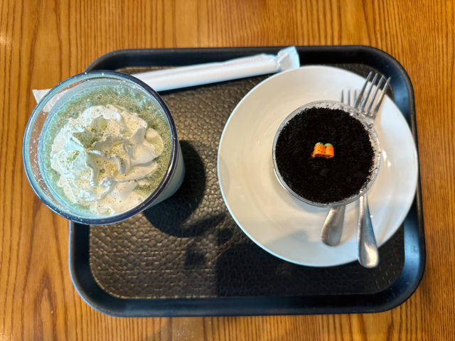 더운 여름, 스타벅스 🧊🍰