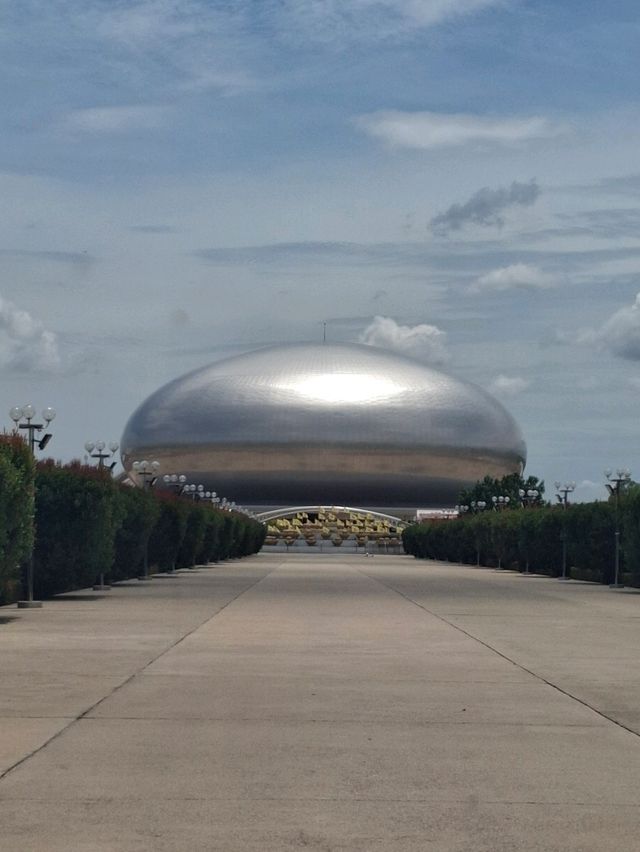 วัดพระพุทธแสงธรรม 