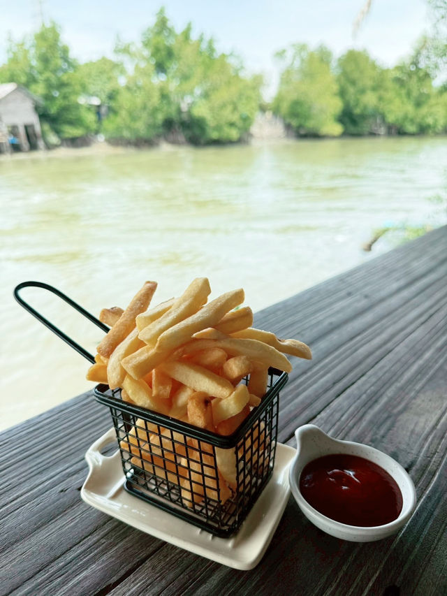 แวะพักซักนิดที่ร้าน Pakpap cafe (พักแป๊ป)