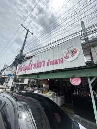 🍜✨ร้านเกี๊ยวปลาเจ้าดังที่คนพื้นที่ยกนิ้วให้! 🐟🥢
