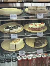 มาริส คาเฟ่ ชลบุรี