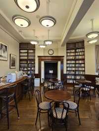 日本金澤的文學靈感基地〔金澤文藝館〕📚✨